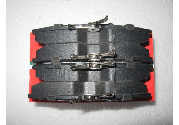 колодки тормозні Renault Clio II ( 2.0 16V Sport), Laguna, Megane, Safrane , Scenic, 410607125R, 7701206379, 7701209380
